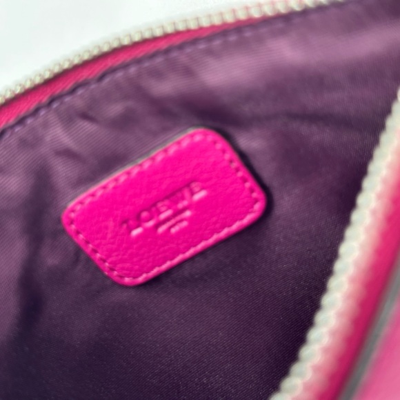 LOEWE LIKE NEW RASPBERRY PINK LEATHER POUCH 6.6 L  x 5 H - Picture 13 of 14